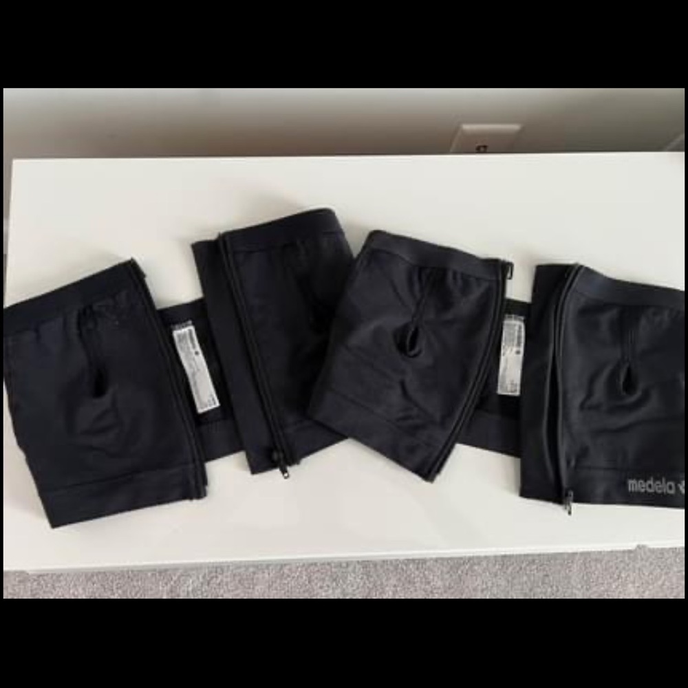 Medela women’s Hands-free Pumping Bra